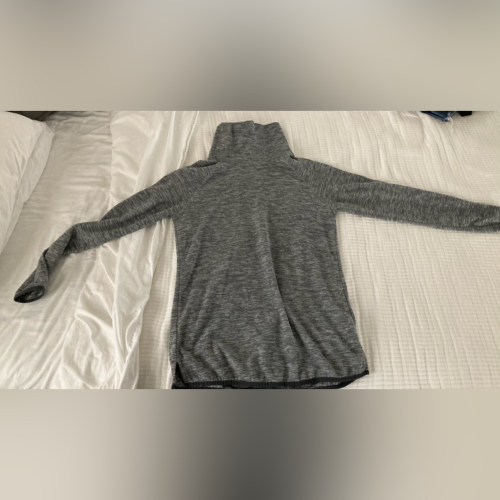 Tek Gear Charcoal Heather Top